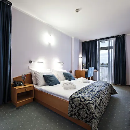 Hotel Izvir - Sava & 4*