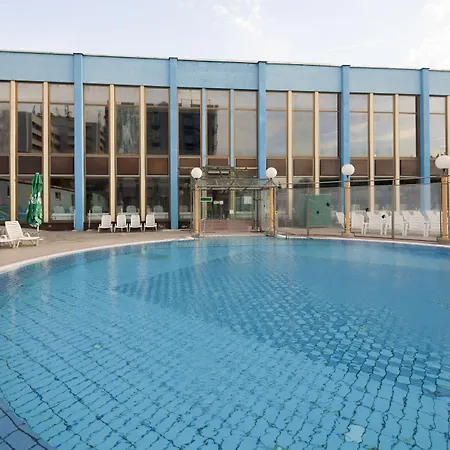 Izvir - Sava & מלון 4*